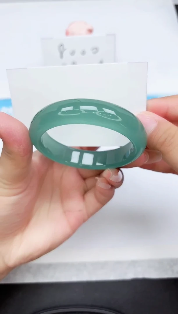 石英质玉手镯未镶嵌112-56.5