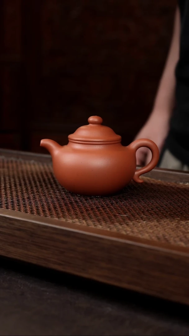 茶壶紫砂大红泥莲子