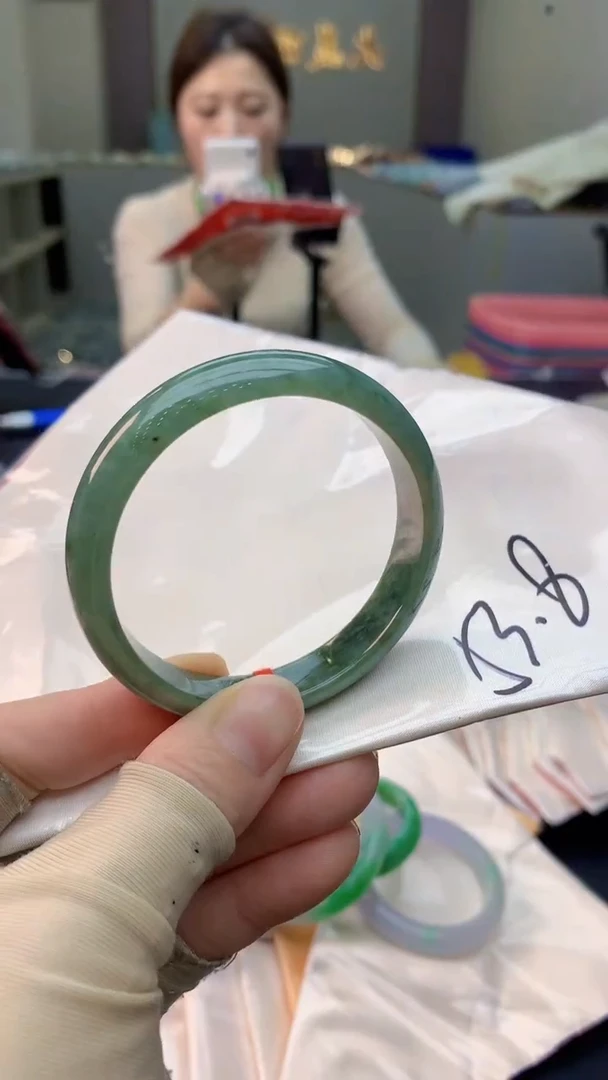 未镶嵌手镯翡翠0919937559