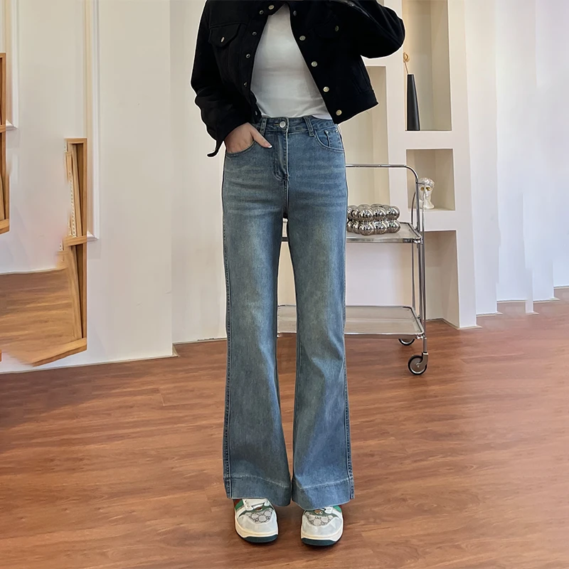 复古蓝不贴腿微喇牛仔裤女春新款小个子胖mm弹力显瘦大码喇叭长裤