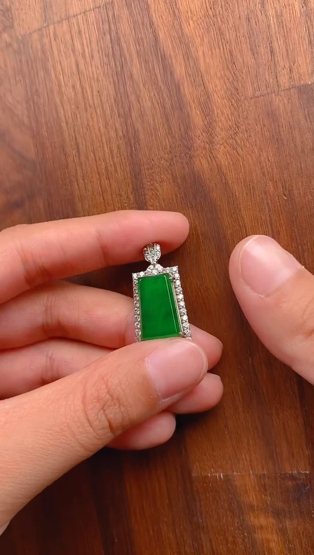 【闪购商品】翡翠吊坠(不含链)银S925镶嵌无事牌