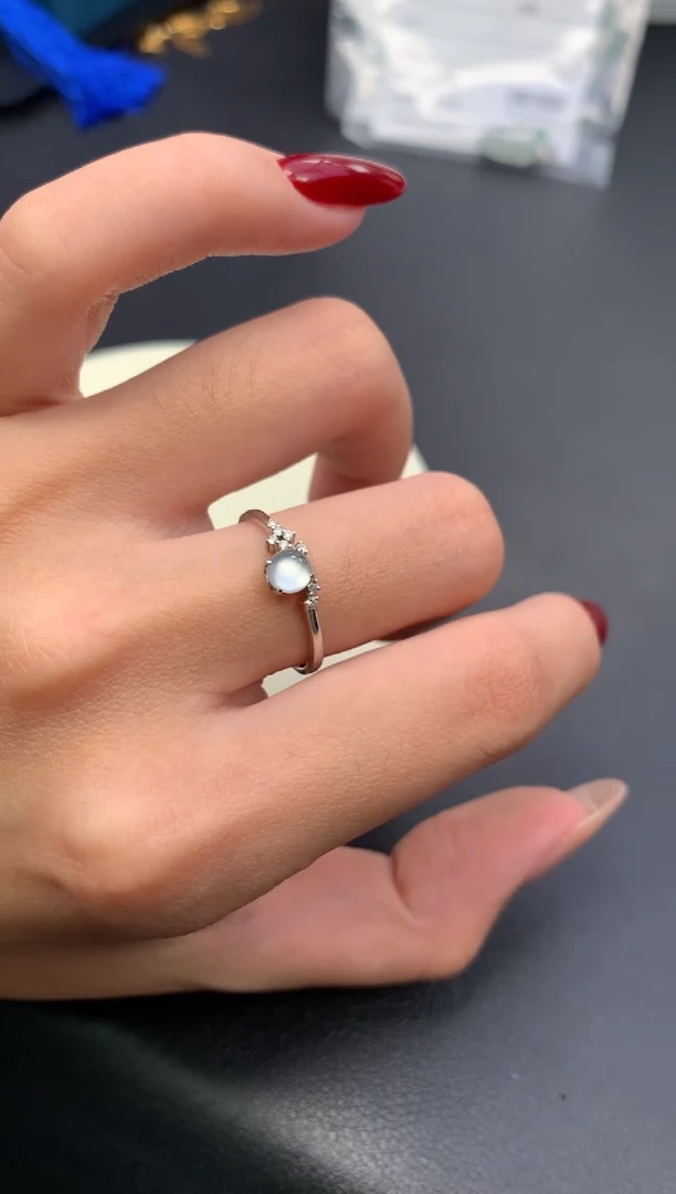 颈饰18K金镶嵌翡翠48小时鉴赏期 退货不扣服务费