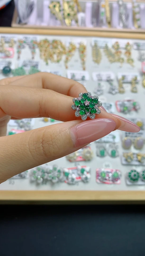 翡翠银S925镶嵌颈饰 翡翠 银S925镶嵌 111