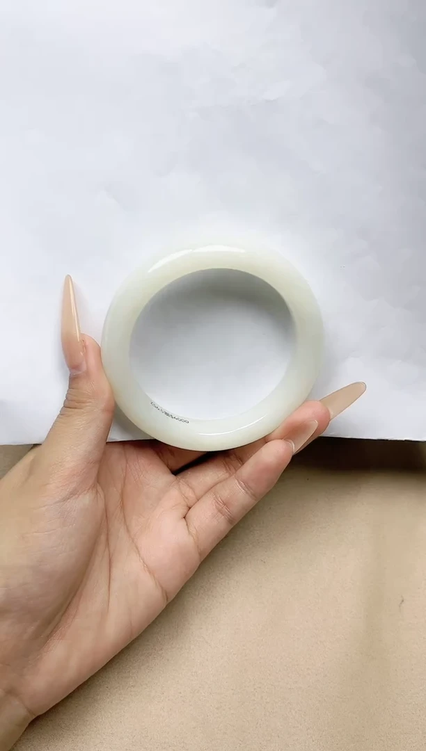 【闪购商品】和田玉手镯未镶嵌56/57圈口 YY