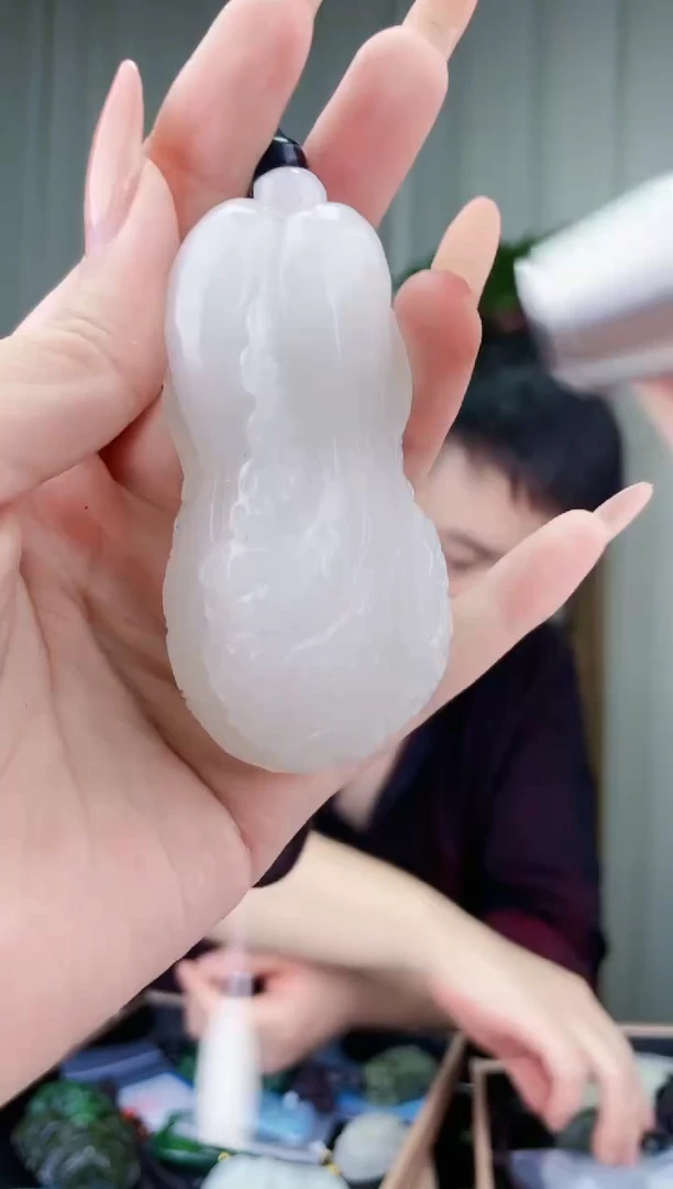 未镶嵌和田玉挂件拍一发一，多样性发货！