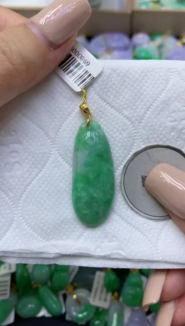 颈饰未镶嵌翡翠天然缅甸翡翠A货