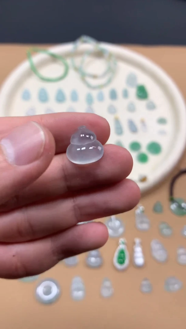 裸石翡翠翡翠葫芦