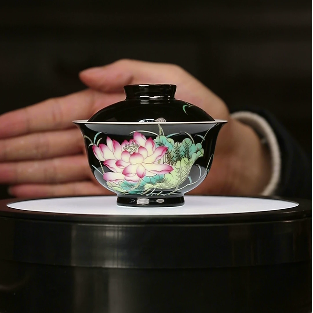 1.3a/m305b5/黑釉粉彩荷花二才盖碗