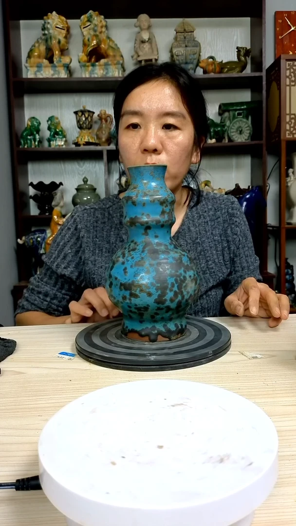 经典精美复古风格瓷器