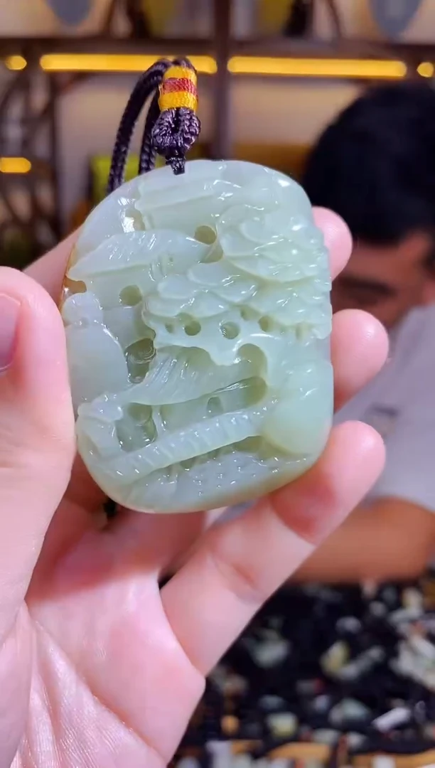 颈饰未镶嵌和田玉1