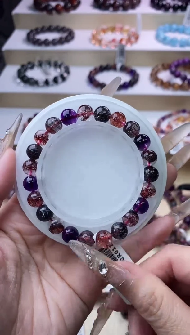 【闪购商品】水晶手链未镶嵌黑加仑超七单圈8m+