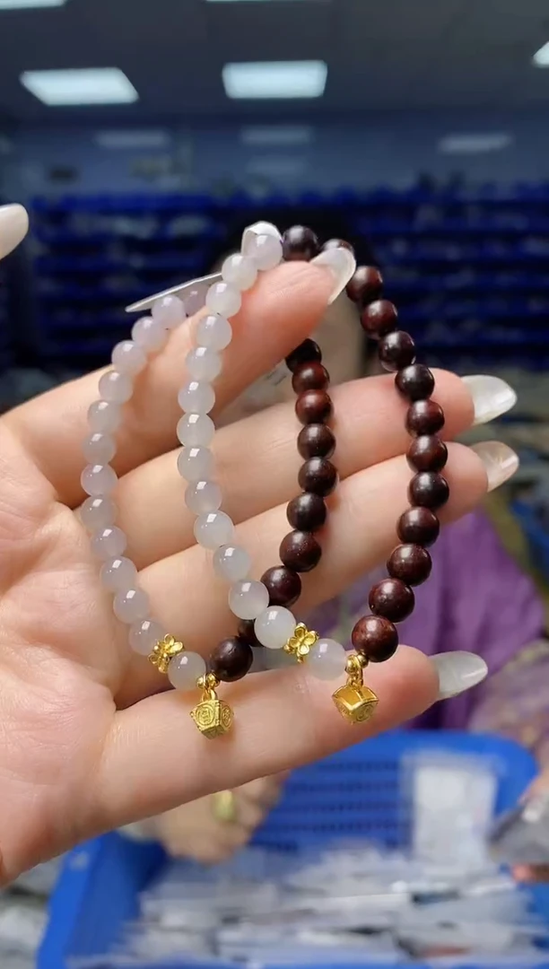 手链未镶嵌和田玉    多样性发货发其一