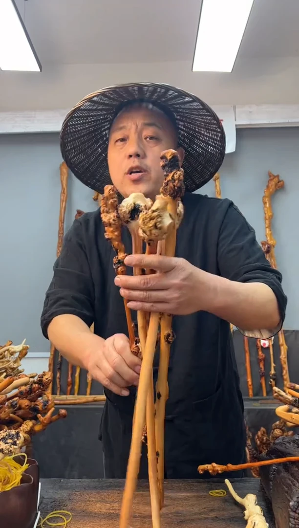 【闪购商品】黑果木其他黑果木747