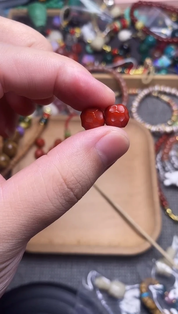 南红玛瑙配饰未镶嵌无相卡8mm  2个发