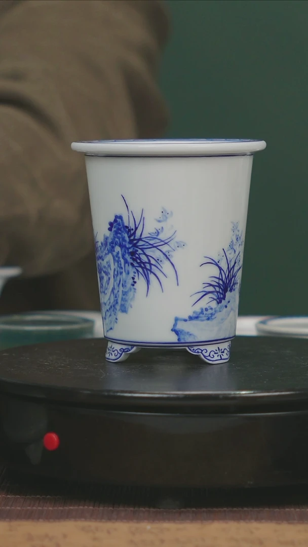 瓷福利青花石兰系列盆