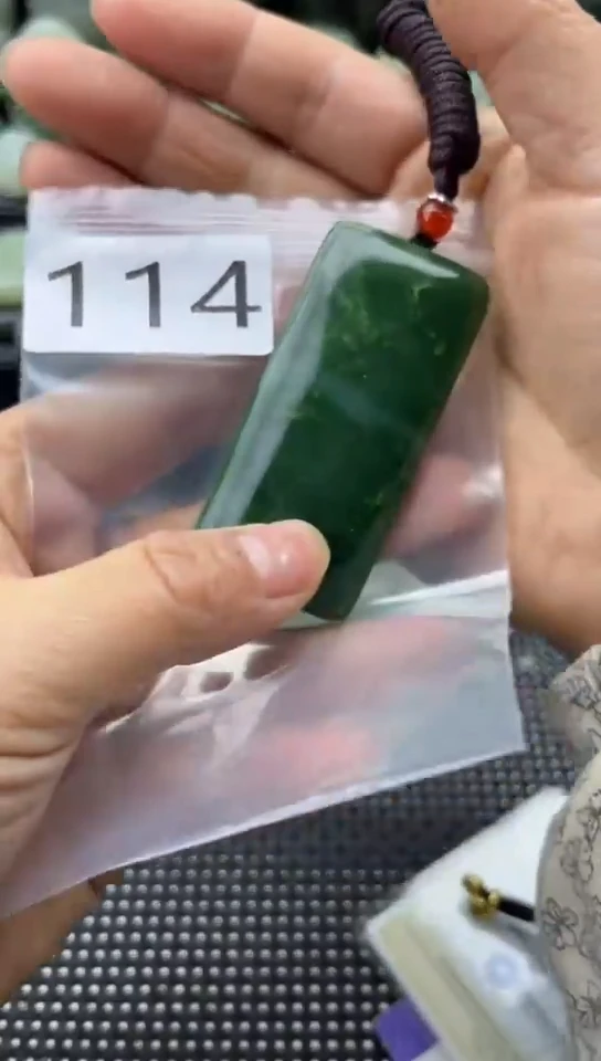 未镶嵌和田玉珠宝半成品牌子