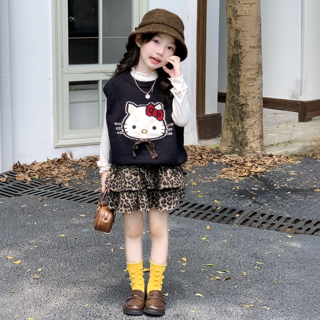 2025秋季款韩系女童卡通毛线背心+木耳边打底衫+豹纹蛋糕裙三件套