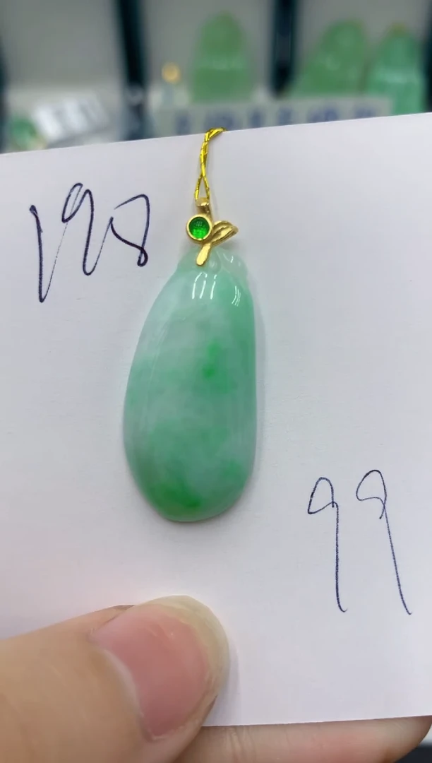 颈饰未镶嵌翡翠11111111111111