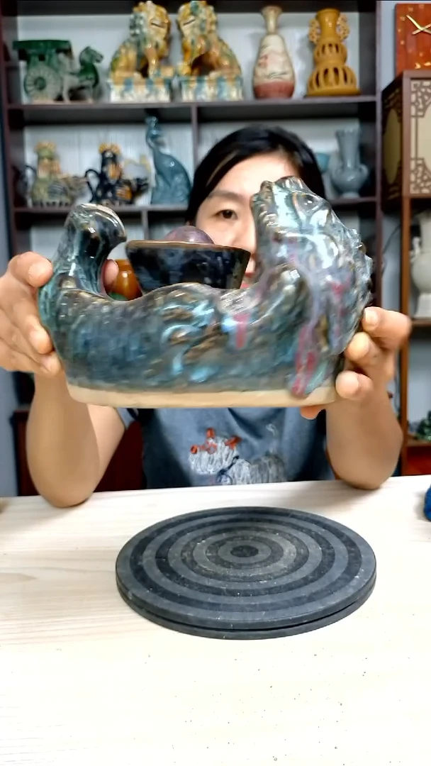 经典精美复古风格瓷器