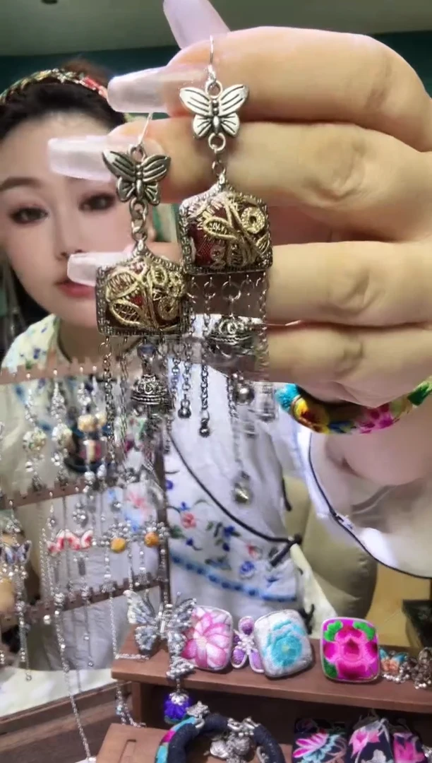 刺绣纯手工民族风刺绣耳环