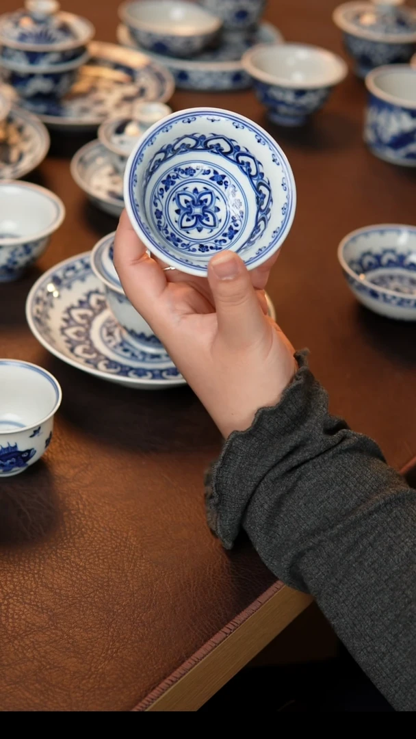 宝象纹理压手主人杯