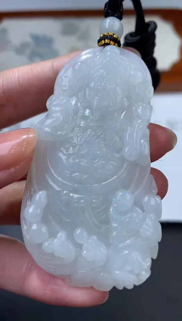 未镶嵌挂件翡翠372371   多人