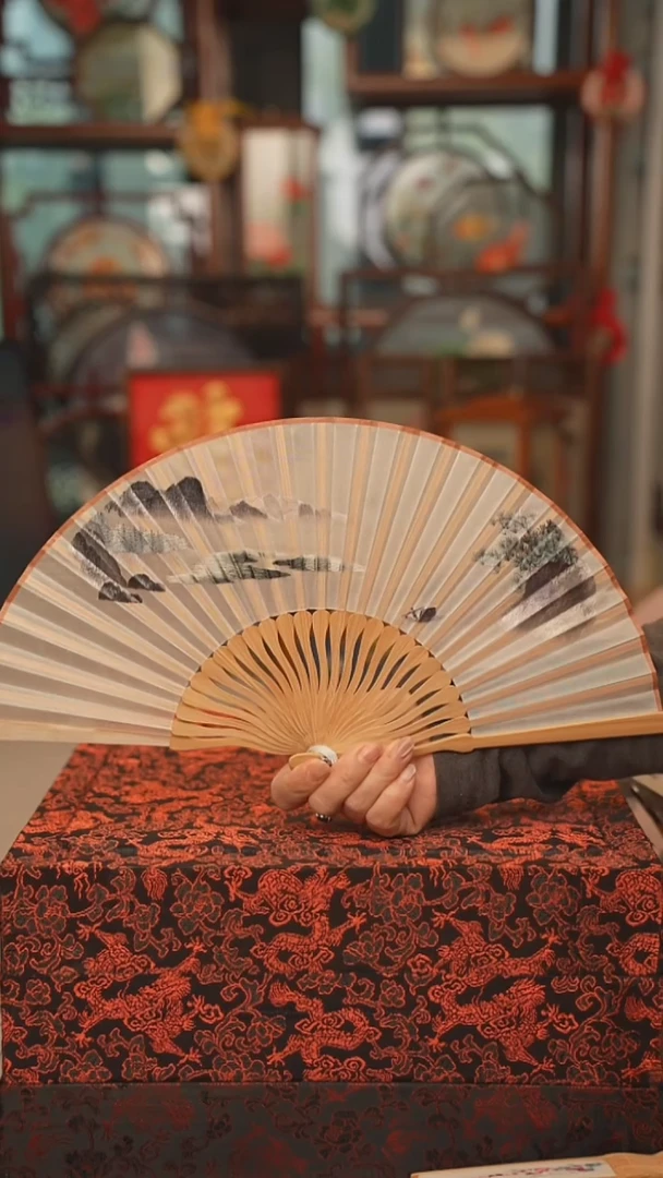 扇子折扇 苏绣绣花吊坠非遗