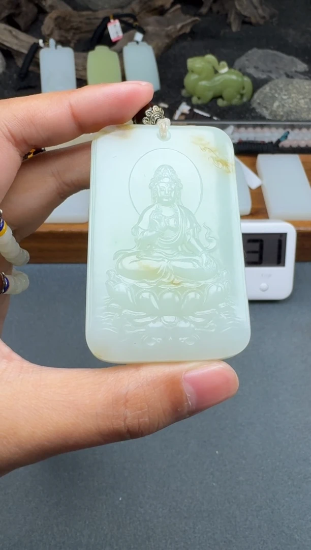 颈饰未镶嵌和田玉1