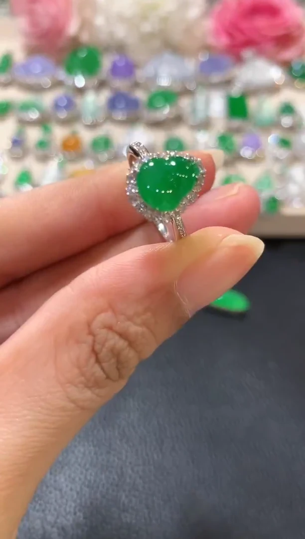 18K金镶嵌戒指翡翠z64