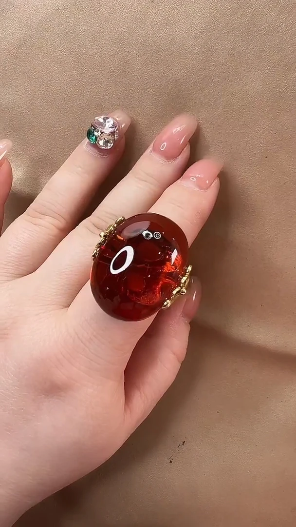 琥珀颈饰未镶嵌戒指