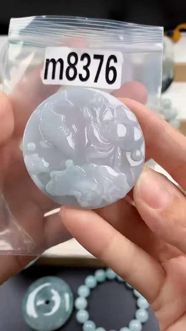 颈饰未镶嵌翡翠天然翡翠吊坠挂件