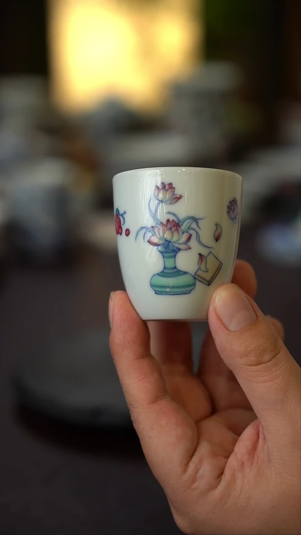 景德镇全手工手绘斗彩清供直口主人杯