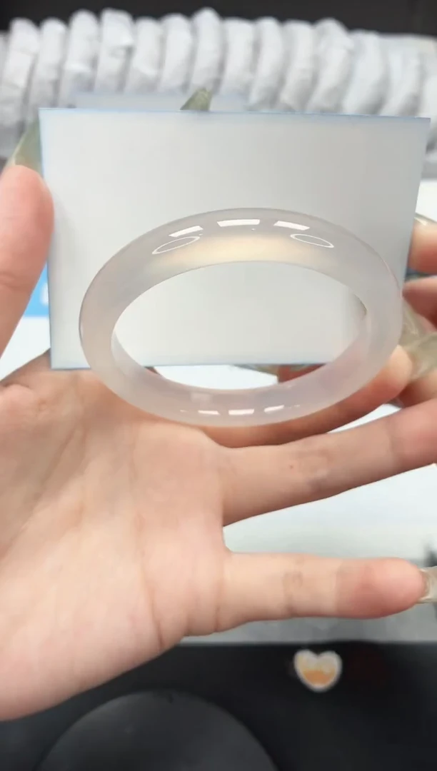 石英质玉手镯未镶嵌104/荔枝58.4