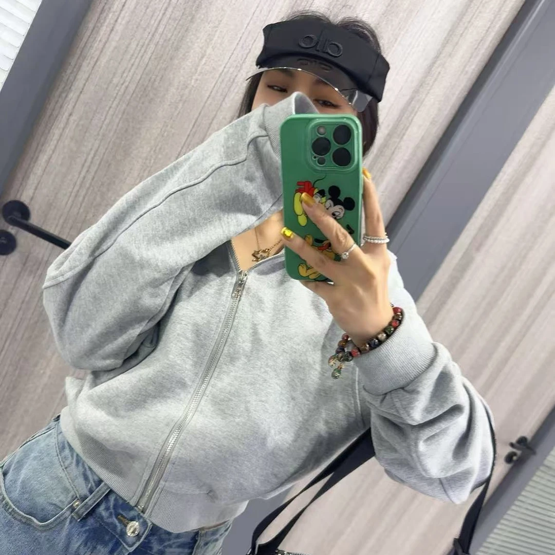 《赵小姐推荐》连帽卫衣