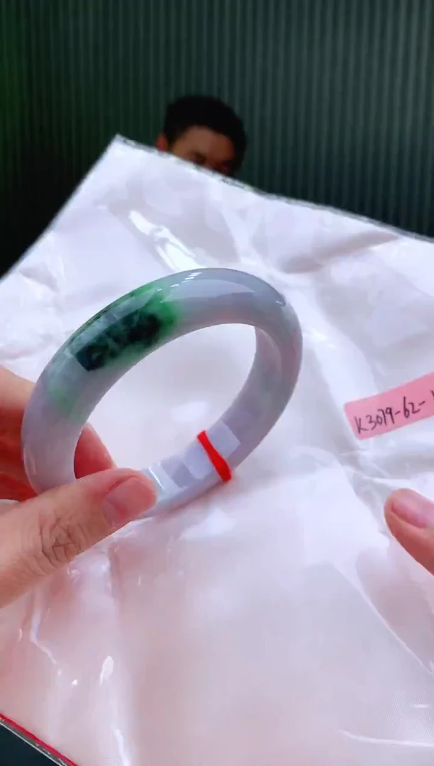 未镶嵌手镯翡翠62