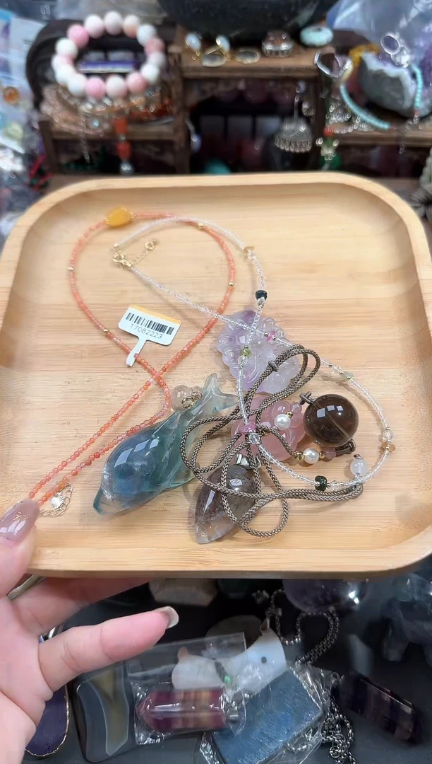 玛瑙/玉髓未镶嵌珠宝半成品猴**树253465415
