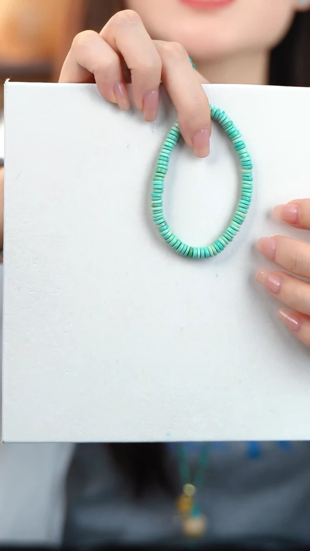 直切绿松天然矿石