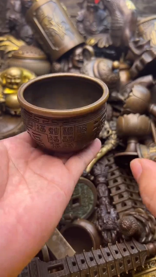 精美铜器点击下单