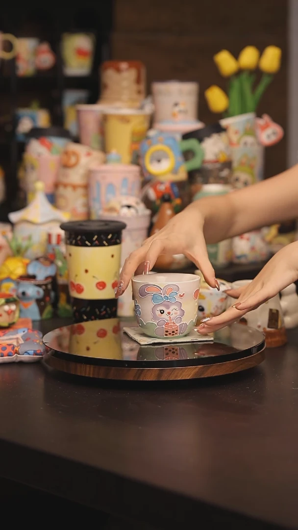 景德镇釉下彩绘设计师款式陶瓷