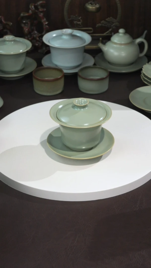 约****德宣宝汝瓷原矿原釉手工作品微瑕