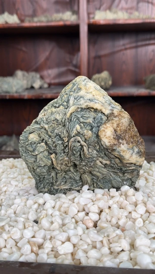 石材新疆天山风凌石