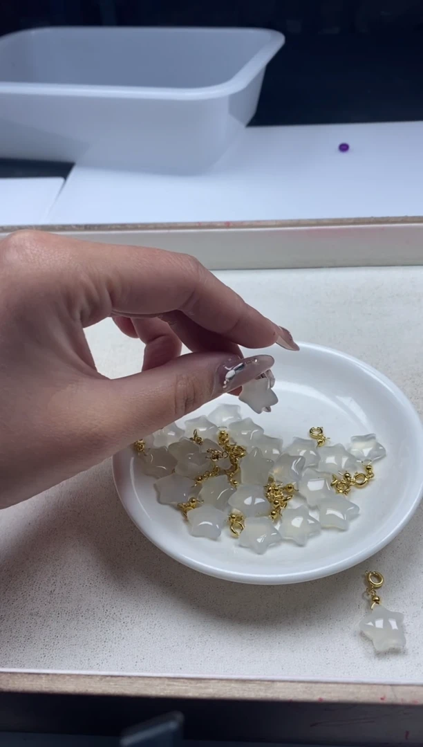 【闪购商品】玛瑙/玉髓颈饰未镶嵌x226荔枝冻星星*1颗