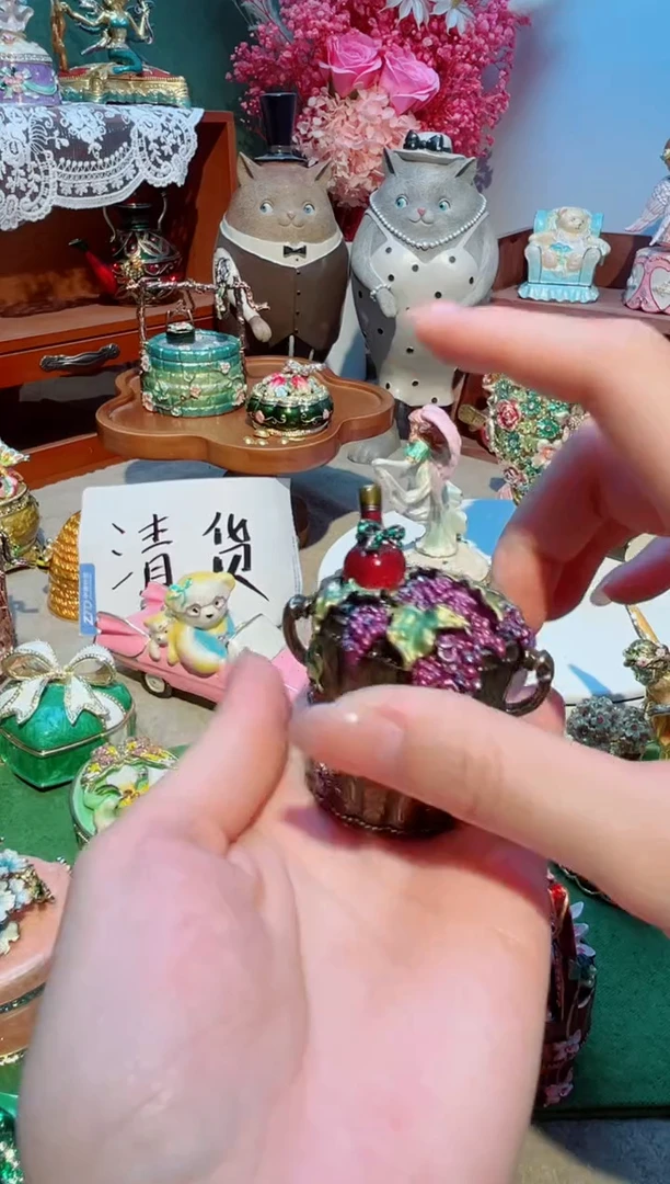 瓷片外贸款高质珐琅彩合金摆件首饰盒---
