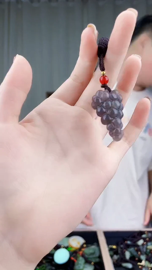 颈饰未镶嵌和田玉拍一发一，多样性发货！