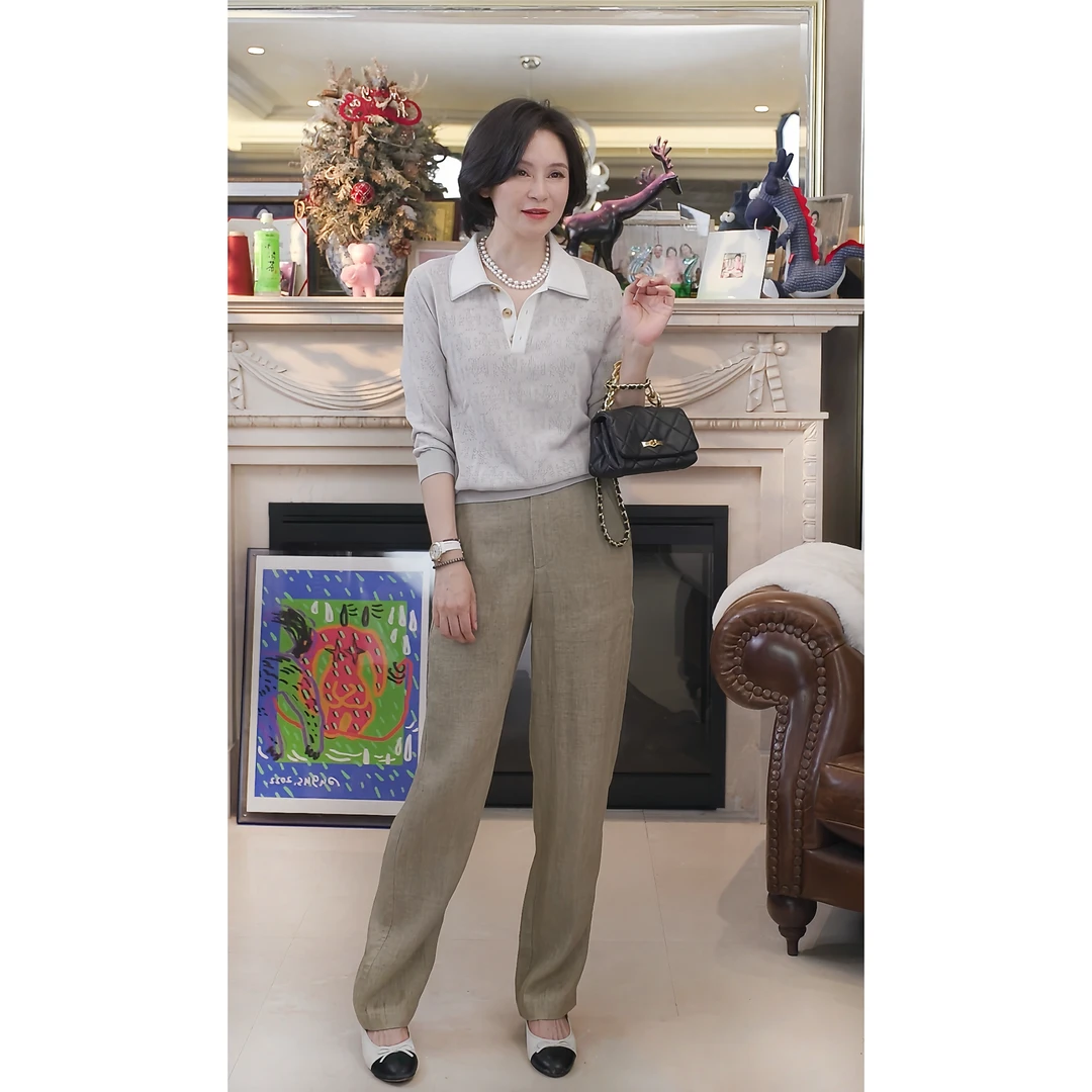 我是摩羯 西西里夫人 挑孔花型镂空图案撞色polo领棉秋针织衫