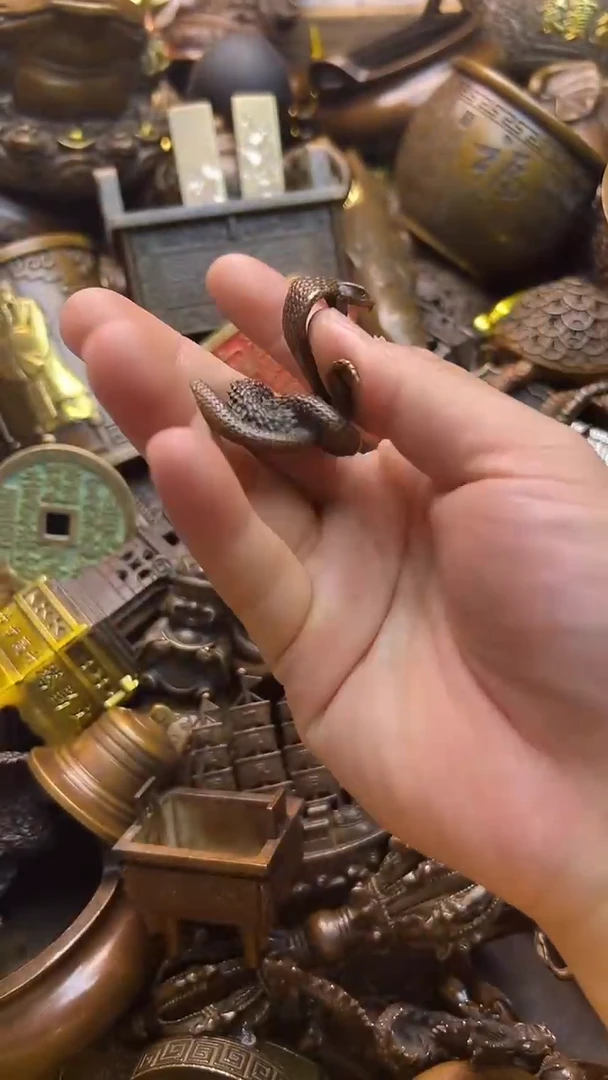 精美铜器点击下单