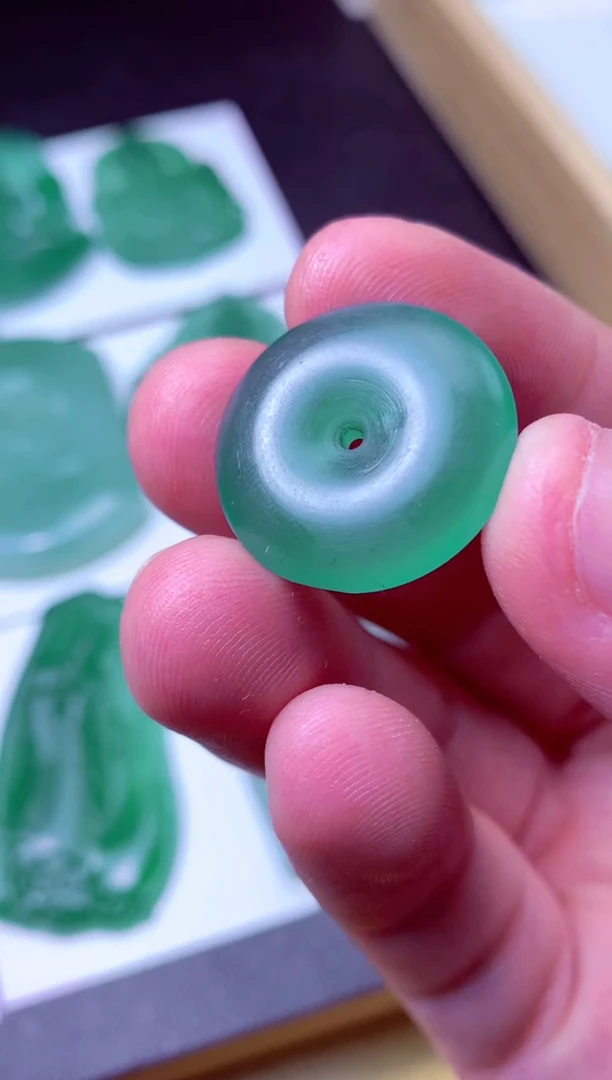 未镶嵌定制翡翠钟**起天然翡翠A货 官方基地发货