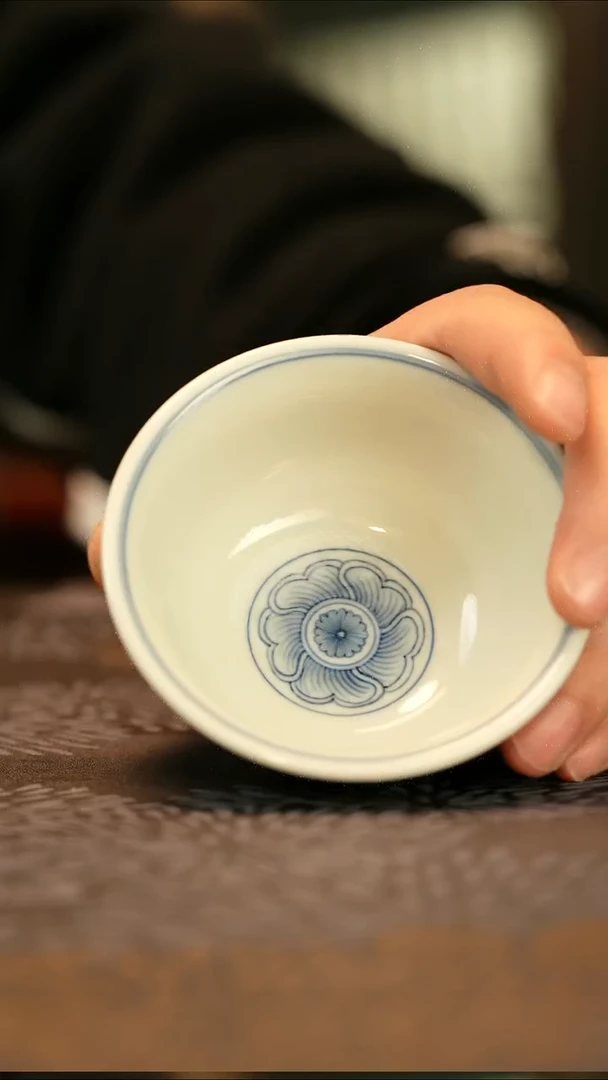 中式垂虹慕古花心缠枝莲压手