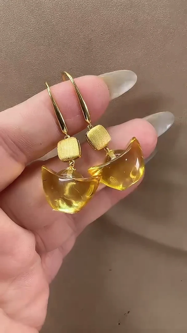 琥珀颈饰未镶嵌耳环