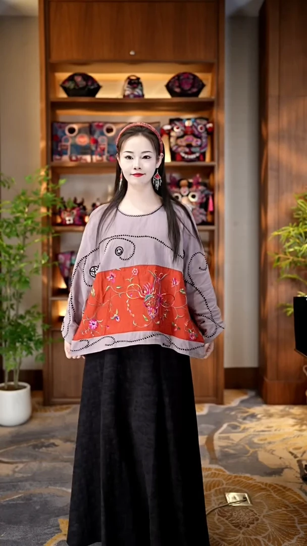 刺绣私人定制苗族手工衣服A9945